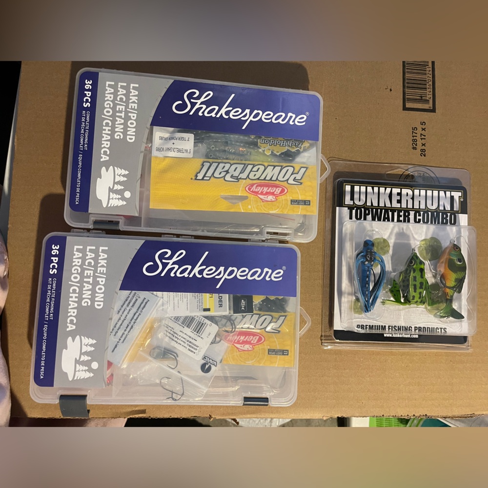 Fishing supplies bundle lot